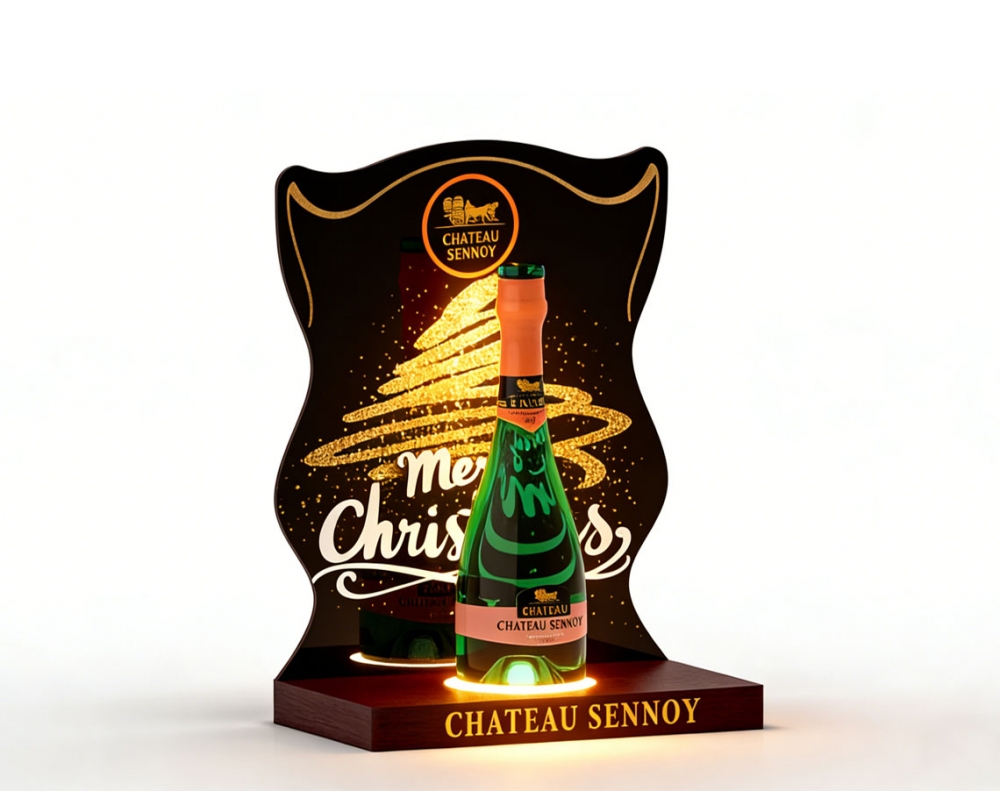 The Golden Spotlight – How WOW Display Engineered the Ultimate Christmas Tabletop Display